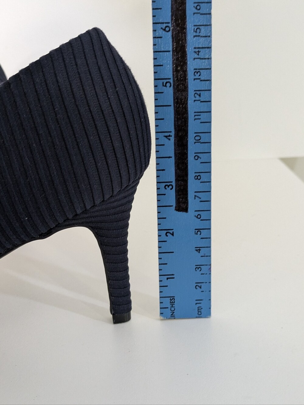 NEW On 34th Navy Blue Point Toe Jeules Pumps - Size 11 Womens Heels - Picture 4 of 8